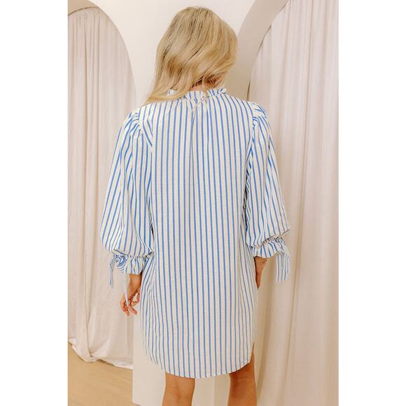 Sky Blue Stripe Knotted Bracelet Sleeve Notched Mini Dress - Size US 16-18 - Picture 2 of 9